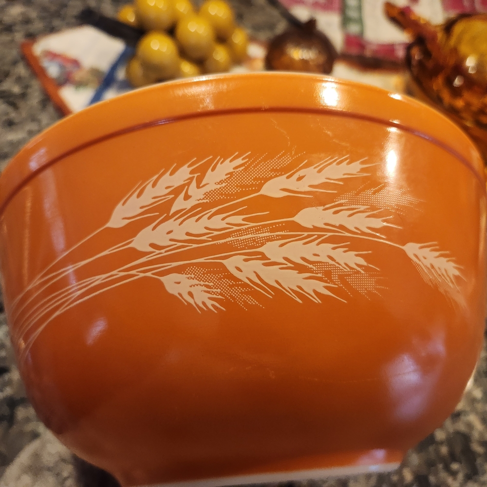 Vintage Pyrex Autumn Harvest Wheat Pattern 2.5 Quart Bowl #403 - Picture 6 of 16